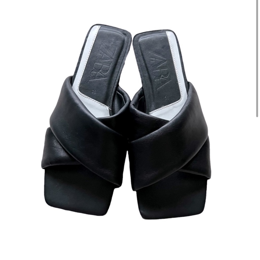 Zara slides